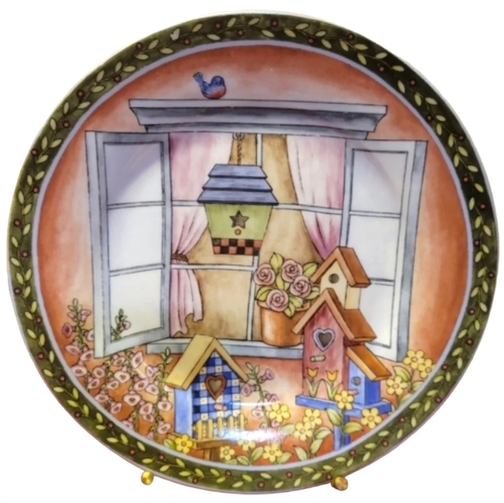 Vtg Decorative Plate Flowers, Robin, Hearts, Star